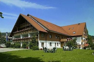 Landgasthof Zum Schwarzen Grat Isny im Allgau Ngoại thất bức ảnh