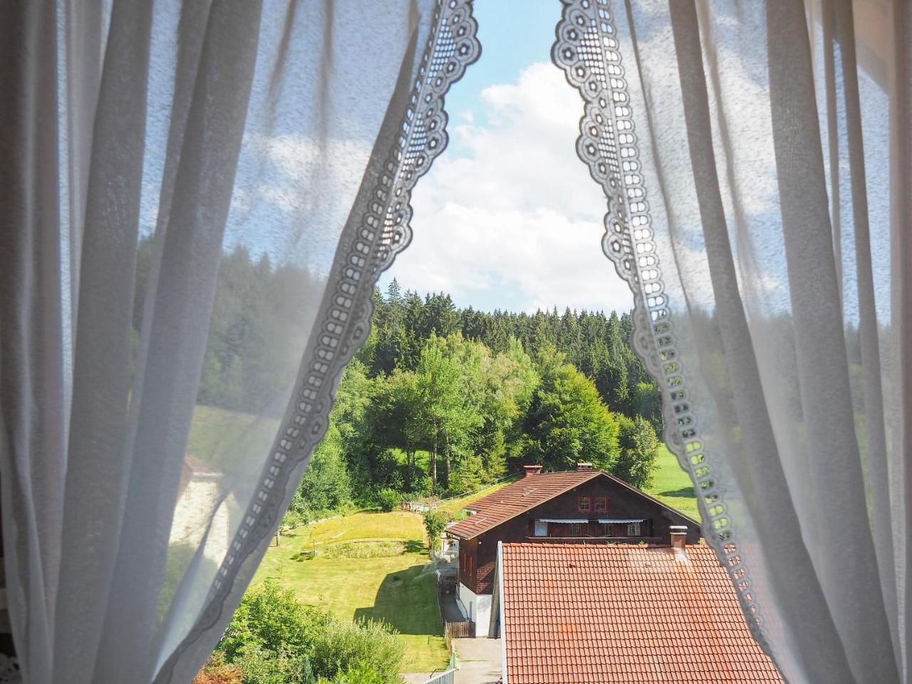 Landgasthof Zum Schwarzen Grat Isny im Allgau Ngoại thất bức ảnh